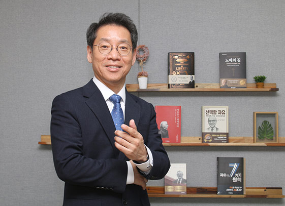 원장님 사진2